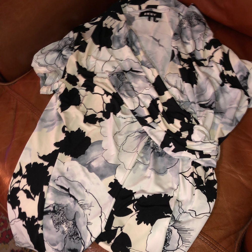 Dkny blouse